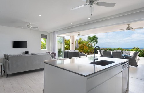 Merlin Bay Villa | Westmoreland Modern sea View Villa with pool