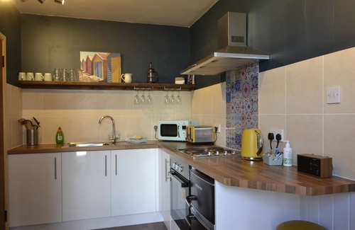 West Bay Apartment | Westpoint Apartments - Apartment 6 Dog Friendly
