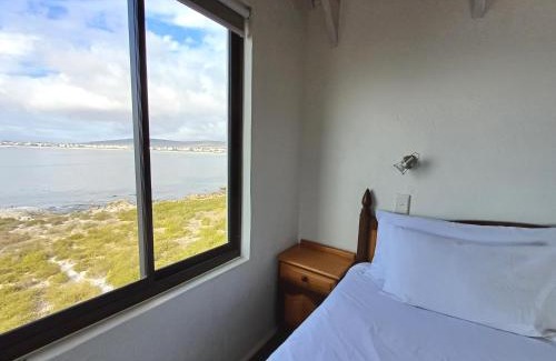 Britannia Bay House | Whale Watch Cottage