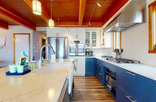 Camano Island House | Whalehouse