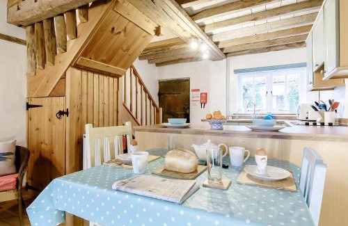 Rumburgh House | Wheelwrights Cottage