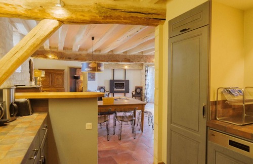 Candes-Saint-Martin House | When heritage, art and well-being meet