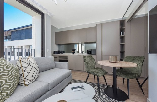 Greater Johannesburg Metropolitan Area Apartment | Where Convenience Meets Curated Luxury
