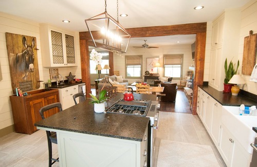 Round Top House | Whippoorwill Haus is 2.8 miles from Round Top Square!