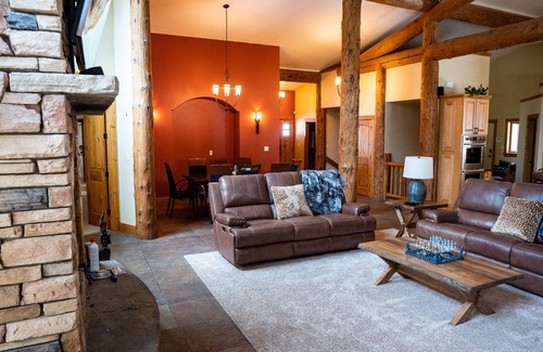 Bayfield House | Whispering Pines Grand Estate