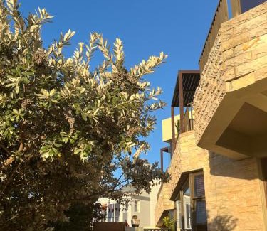 Calypso Beach House | Whispering Waves