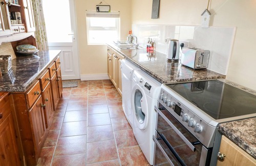 Carndonagh Cottage | WHISPERING WILLOWS - THE BUNGALOW in Carndonagh, County Donegal