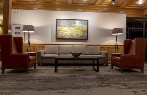 Jasper Hotel | Whistler's Inn