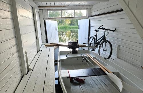 Aluksne Apartment | White boat house Aluksne