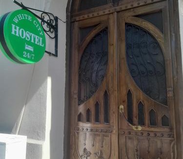Nasimi Hostel | White City Hostel