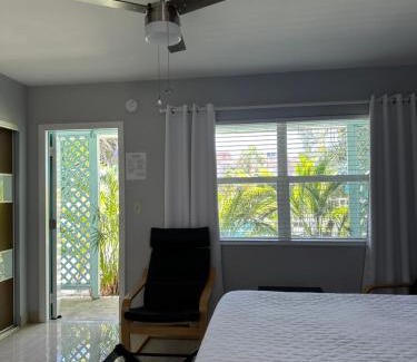South Palm Park Neighborhood Association Hotel | White Horse Motel
