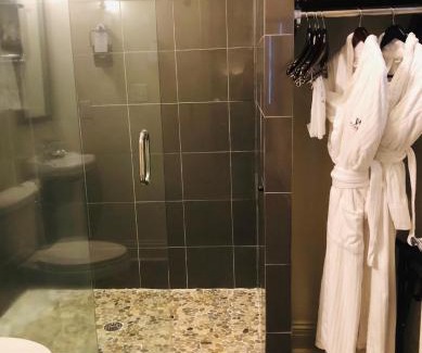 Biloxi Hotel | White House Hotel