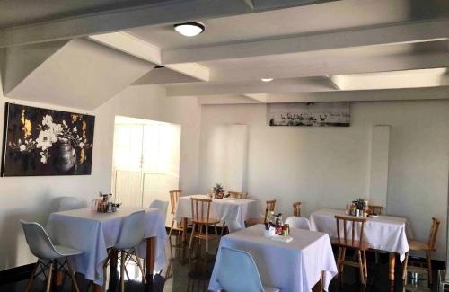 Umtata Bed & Breakfast | White House lodge