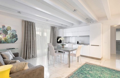 Lonato del Garda Apartment | White Villa Luxury- CIELO Boutique Apartment 70 sqm - 2nd Floor