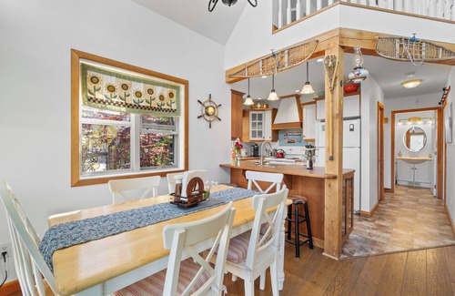 Blind Bay Cabin | White Lake House Retreat
