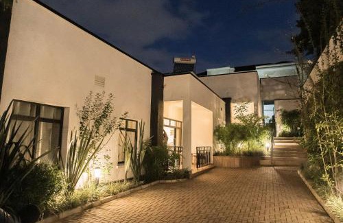 Gikondo Apartment | White Lantana Apartments