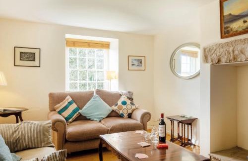 Humshaugh House | White Lodge Haughton Castle