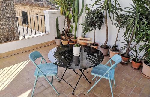 San Lorenzo Apartment | White Loft Alameda