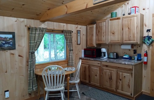 Woodsville Cabin | White Mountain scenic river camp with cozy cabin
