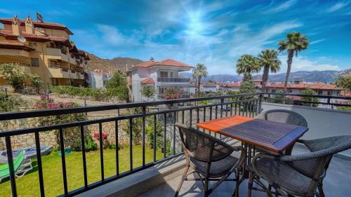 Icmeler Apartment | White Suites İçmeler