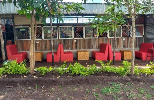 Thika Hotel | Whitehouse house Lodge