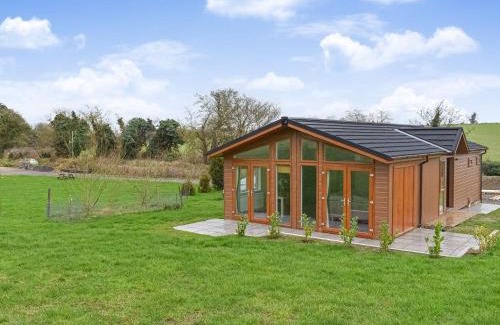 East Woodyates House | Whitey Top Country Lodge