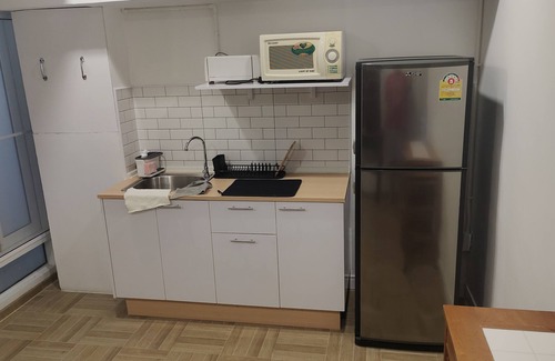 Bang Chak House | Whole 3-storey house right in the local community
