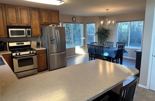 Anchor Point House | Whole house, Stariski Creek, BEAUTIFUL view!