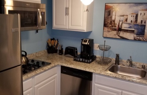 Harbor Apartment | Whole Studio-Private Entrance, Private Kitchen, Private Bathroom, reserv Parking