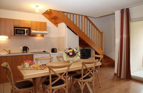 Luz-Saint-Sauveur Apartment | Wifi, 3rd floor, fitness, swimming pool, sauna, hammam, balcony, parking, tv, ski locker, 57-63m²