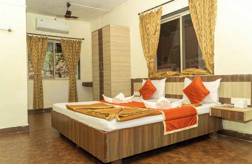 Khodala Hotel | Wild Camp Resort