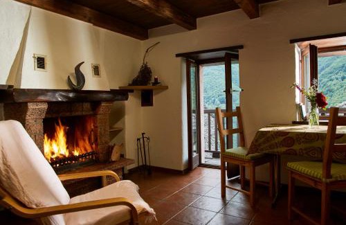 Russo House | Wild Valley Tiny Escape