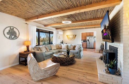 Joshua Tree House | Wild West JT Oasis - Heated Pool
