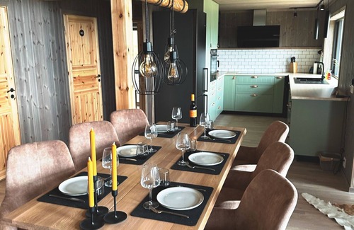 Sor-Fron Cottage | Wildlife luxury holiday house
