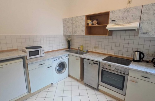 Neumuenster House | Wilhelmstraße 19 W3 - 2 bedrooms with parking space