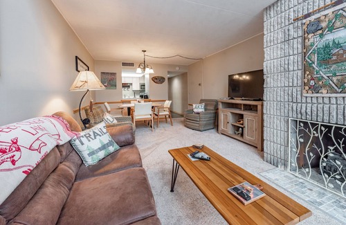 Thayerville Condo | Will O' The Wisp 308D: Lakefront 2 Bedroom Condo, Close to Indoor Pool & Game Ro