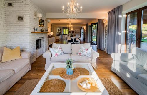 Kruklanki Villa | Willa Pod Błękitnym Koniem