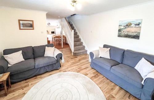 Abernethy House | Willesdene Cottage