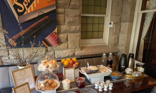 Willoughby Hotel | Willoughby House Inn