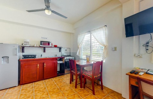 Caye Caulker Hotel | Willow 2 at Island Cabanas Gold Standard Certified
