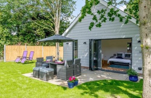 Stowmarket House | Willow Cottage