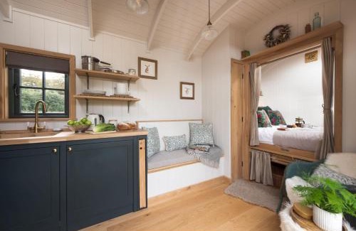 Kenn House | Willow, Devon Heaven Hideaways, Nr Exeter
