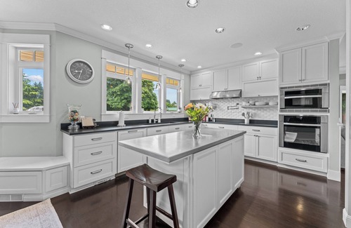 Ridgefield House | Willow & Vine- Retreat & Small Event Estate in Ridgefield, WA steps to winery