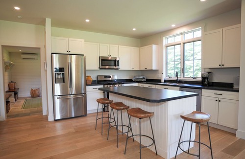 Manchester Center House | Willowfields: A Pristine Retreat for All Seasons, Minutes from Manchester Center