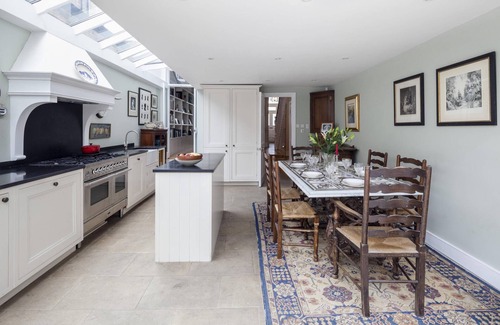 Fulham Apartment | Winchendon Road by onefinestay