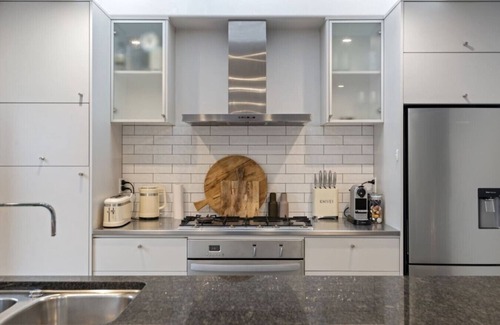 Merivale House | Winchester Haven - Family Home