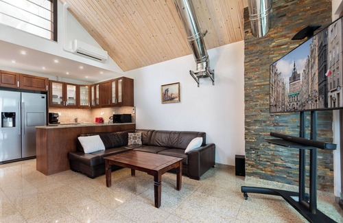 Emaus Apartment | Wind Rose Residence- luxury ApartHotel- two level apartment for 10