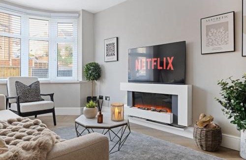 Iverley House | Windsor House by Andrew Hart Property