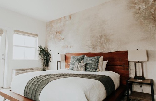 Orcutt Hotel | Wine Stone Inn