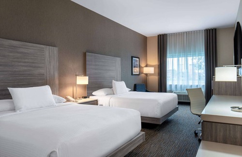 Ottawa Division Hotel | Wingate by Wyndham Kanata West Ottawa